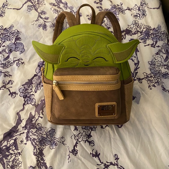Disney Loungefly Yoda Backpack - Picture 3 of 7